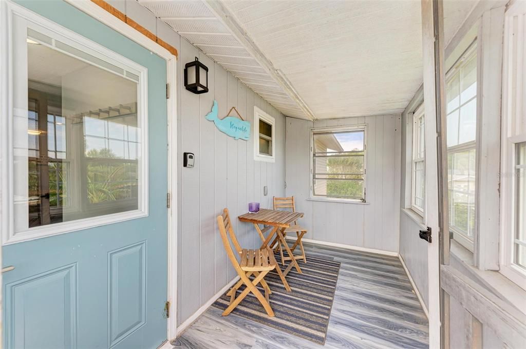 For Sale: $647,000 (4 beds, 3 baths, 2675 Square Feet)