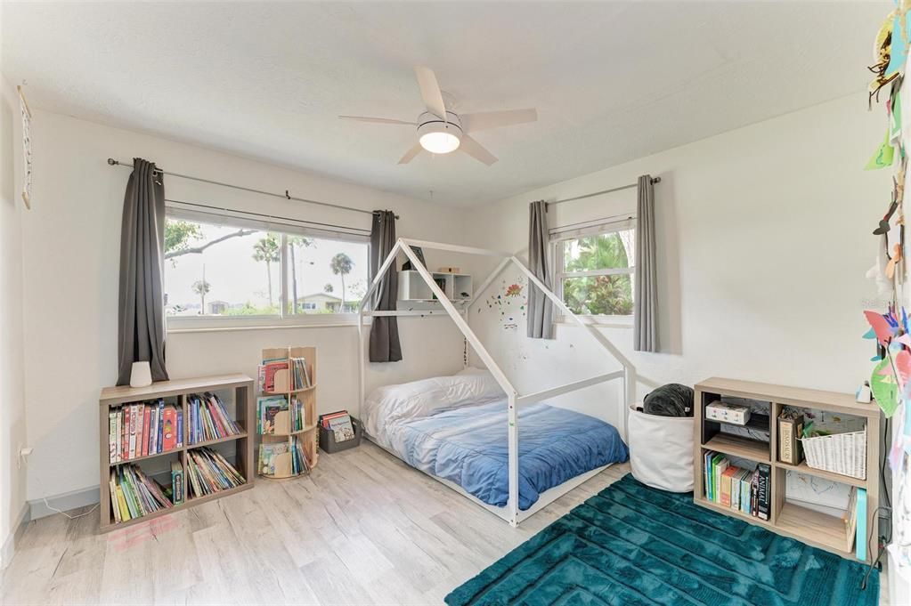 For Sale: $647,000 (4 beds, 3 baths, 2675 Square Feet)