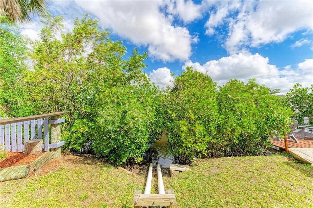 For Sale: $647,000 (4 beds, 3 baths, 2675 Square Feet)