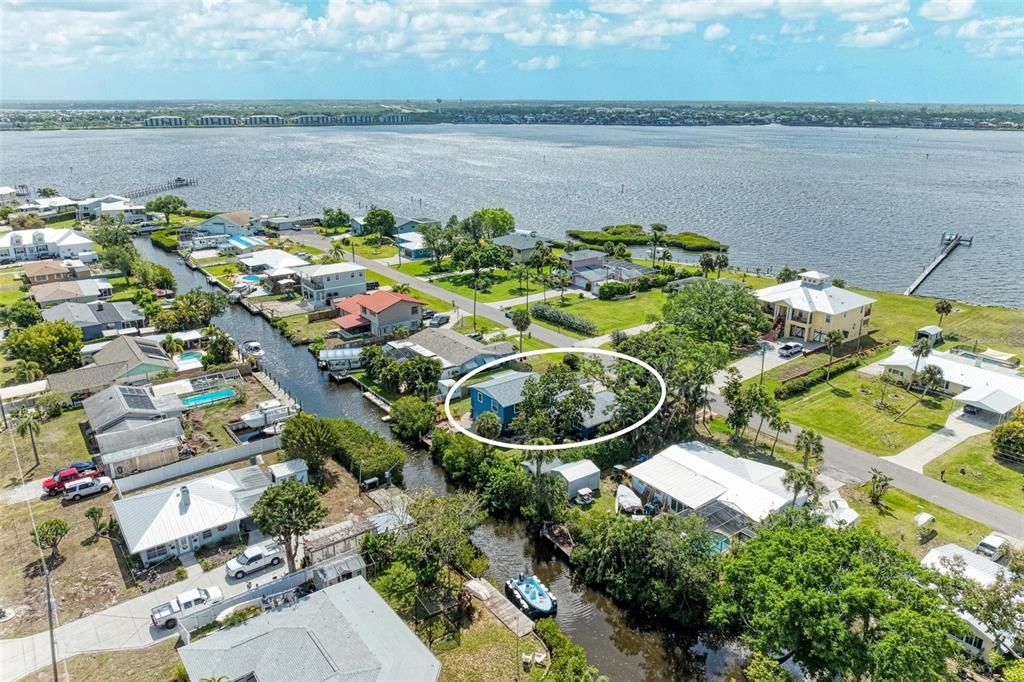 For Sale: $647,000 (4 beds, 3 baths, 2675 Square Feet)