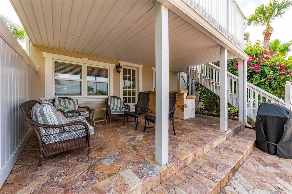 For Sale: $1,539,000 (5 beds, 5 baths, 4001 Square Feet)