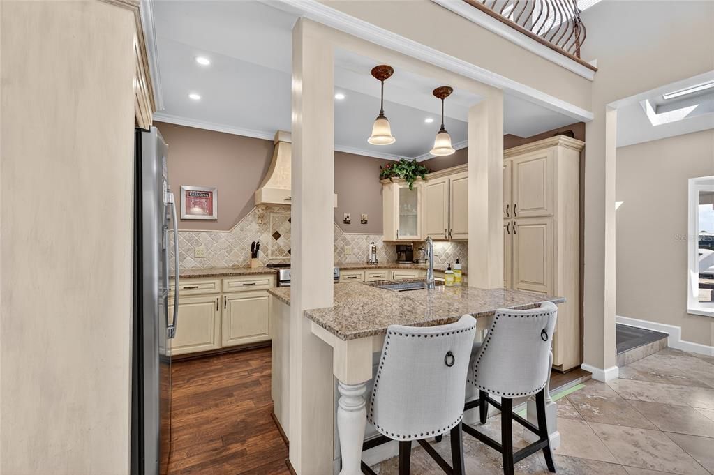 For Sale: $1,539,000 (5 beds, 5 baths, 4001 Square Feet)