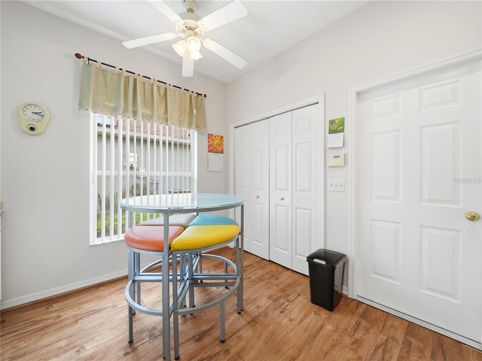 Activo con contrato: $249,000 (2 camas, 2 baños, 1503 Pies cuadrados)