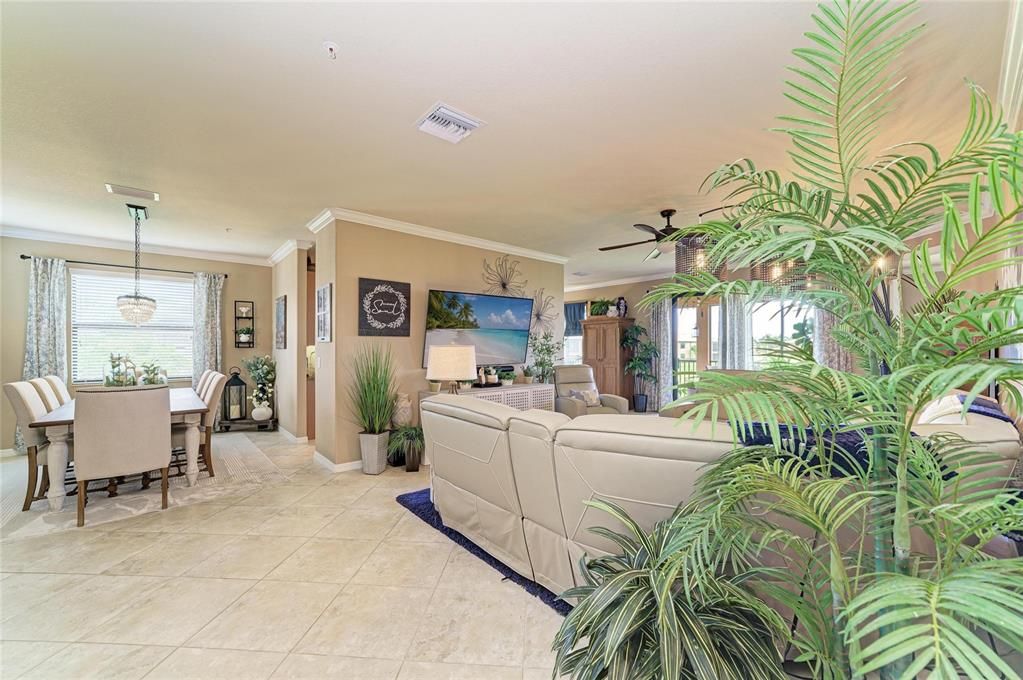 Active With Contract: $469,500 (3 beds, 2 baths, 2108 Square Feet)