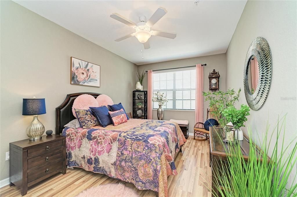 Active With Contract: $469,500 (3 beds, 2 baths, 2108 Square Feet)
