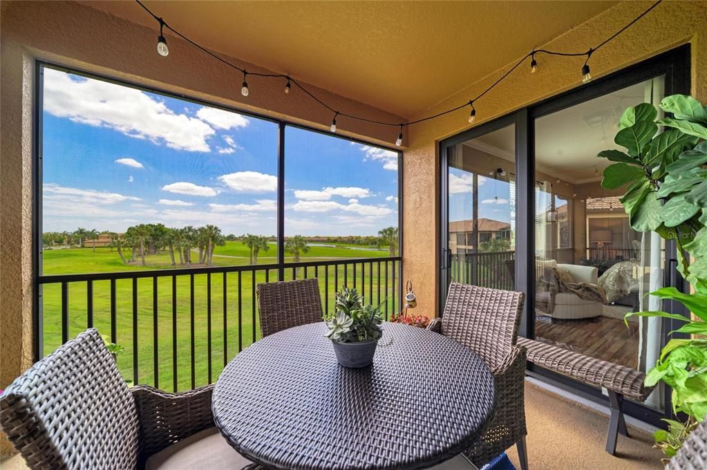 Active With Contract: $469,500 (3 beds, 2 baths, 2108 Square Feet)