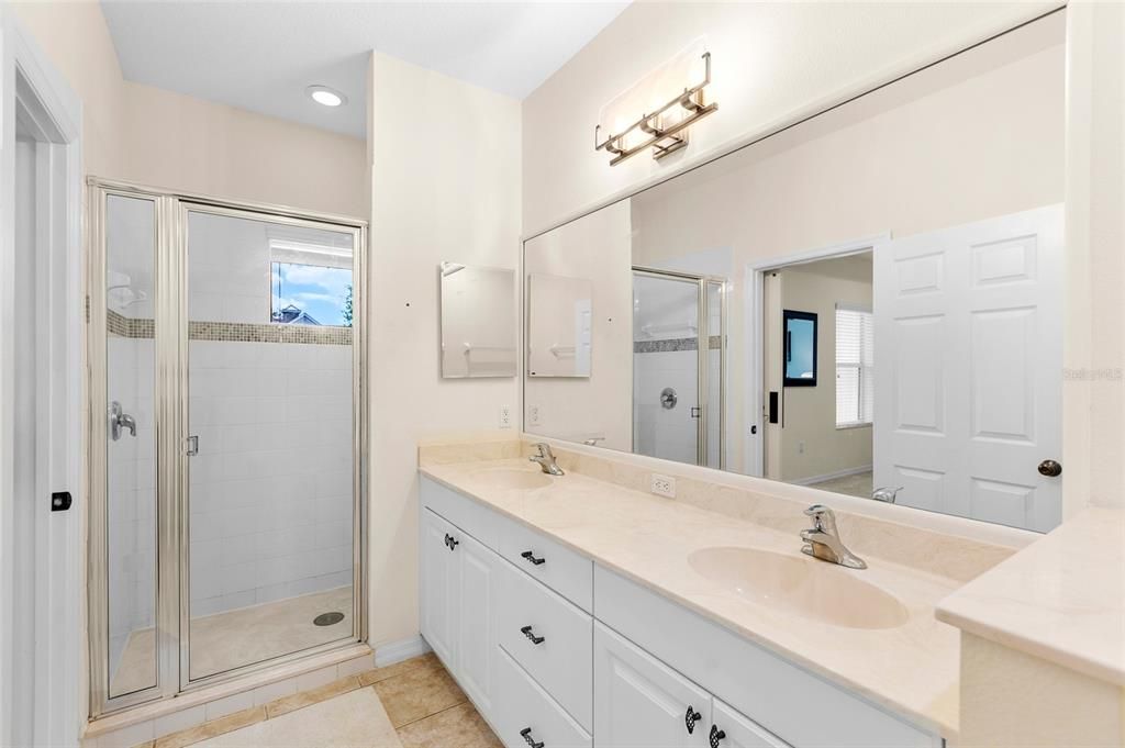 Active With Contract: $264,900 (2 beds, 2 baths, 1496 Square Feet)