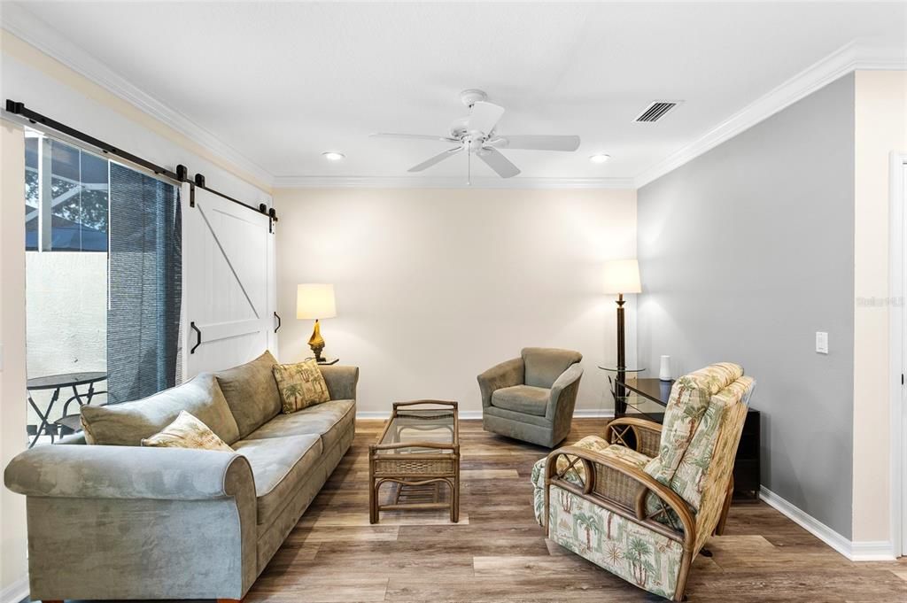 Active With Contract: $264,900 (2 beds, 2 baths, 1496 Square Feet)