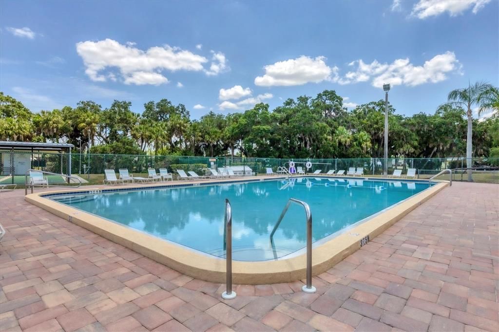 Activo con contrato: $219,000 (2 camas, 2 baños, 1344 Pies cuadrados)