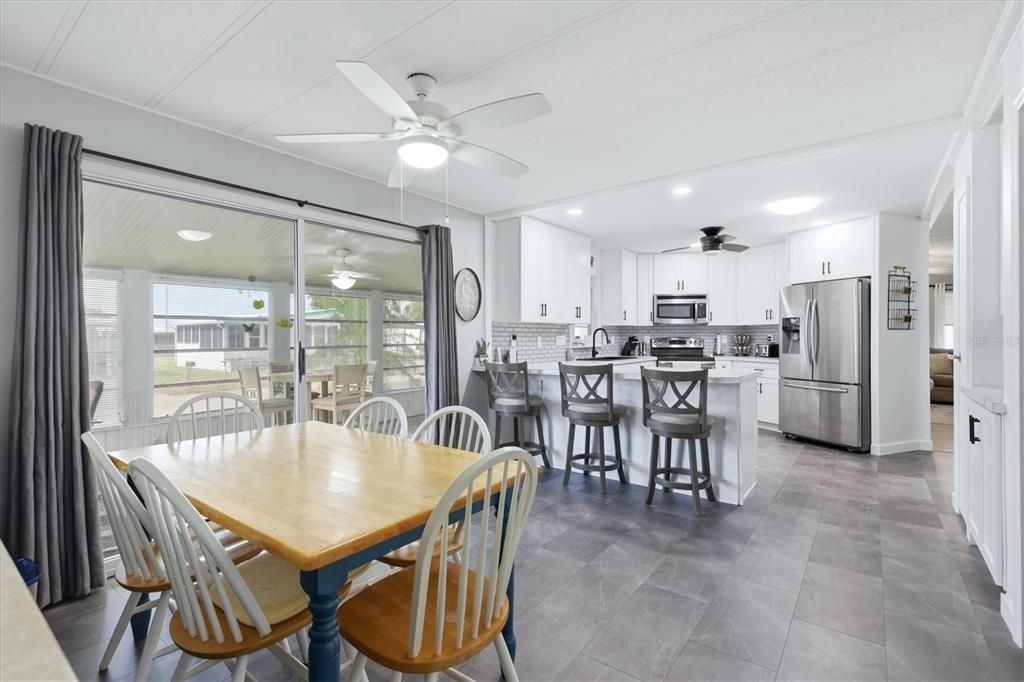 Activo con contrato: $219,000 (2 camas, 2 baños, 1344 Pies cuadrados)