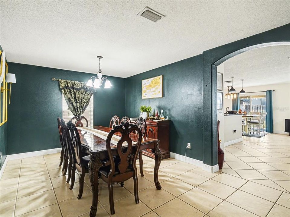 For Sale: $345,000 (4 beds, 2 baths, 2594 Square Feet)