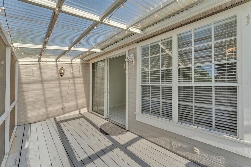 На продажу: $319,000 (3 спален, 2 ванн, 1918 Квадратных фут)