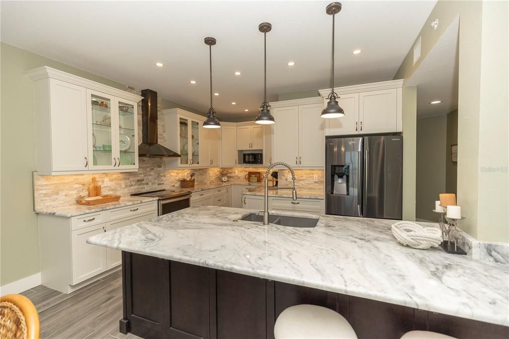 En Venta: $798,777 (3 camas, 2 baños, 1913 Pies cuadrados)