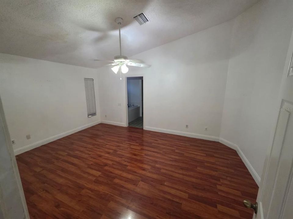 En Renta: $2,500 (3 camas, 2 baños, 1734 Pies cuadrados)