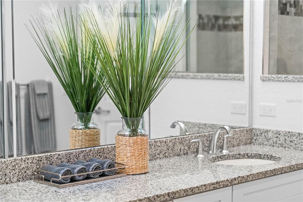 Activo con contrato: $999,000 (3 camas, 2 baños, 1738 Pies cuadrados)