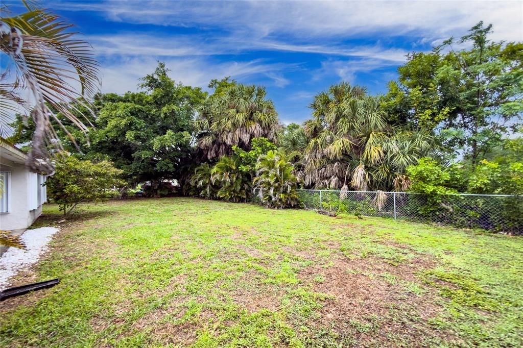 Activo con contrato: $165,000 (2 camas, 1 baños, 954 Pies cuadrados)