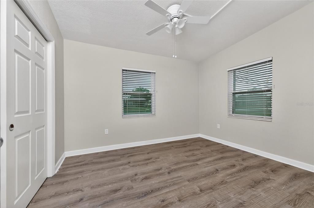 Activo con contrato: $165,000 (2 camas, 1 baños, 954 Pies cuadrados)