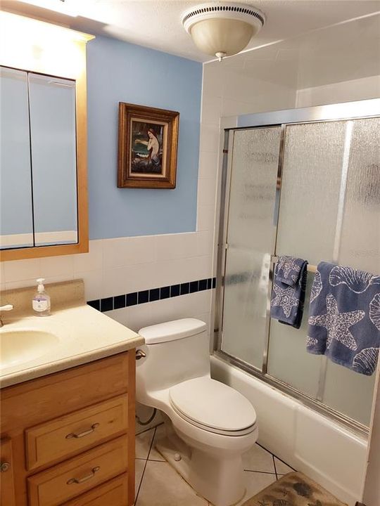 For Sale: $249,900 (1 beds, 1 baths, 600 Square Feet)