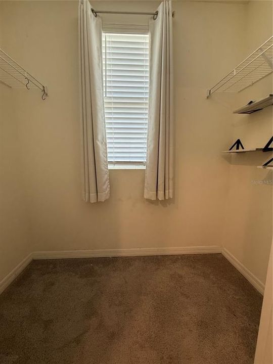 Active With Contract: $300,000 (5 beds, 3 baths, 2605 Square Feet)