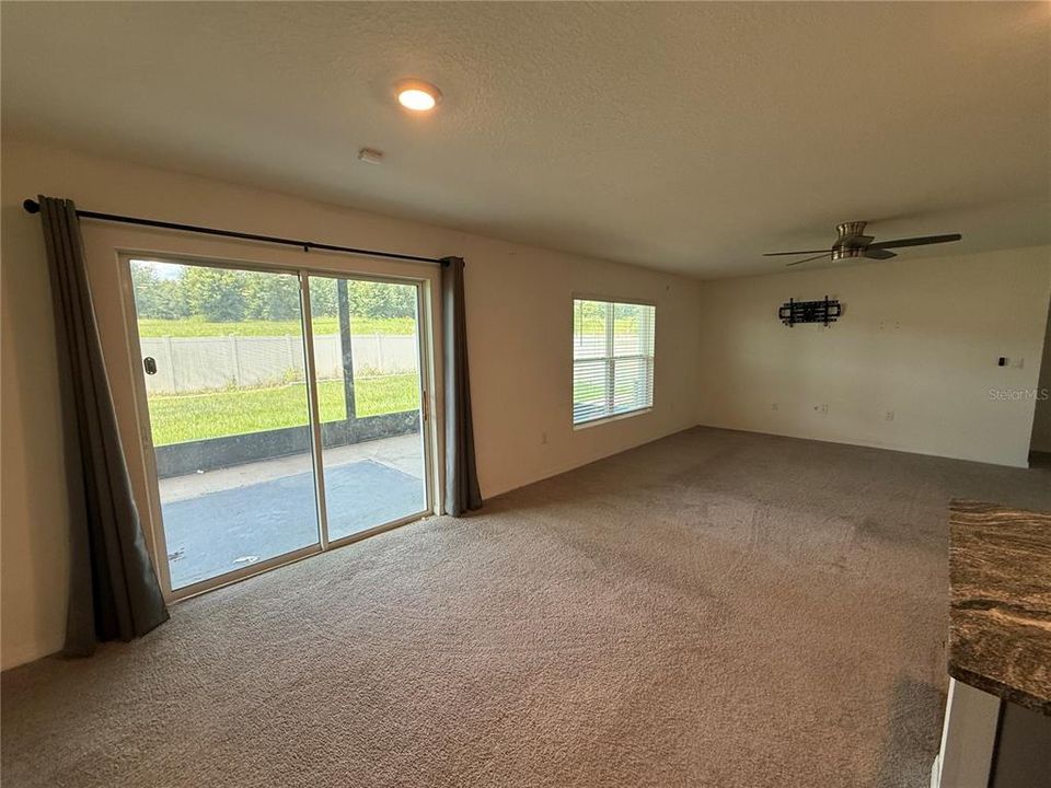 Active With Contract: $300,000 (5 beds, 3 baths, 2605 Square Feet)