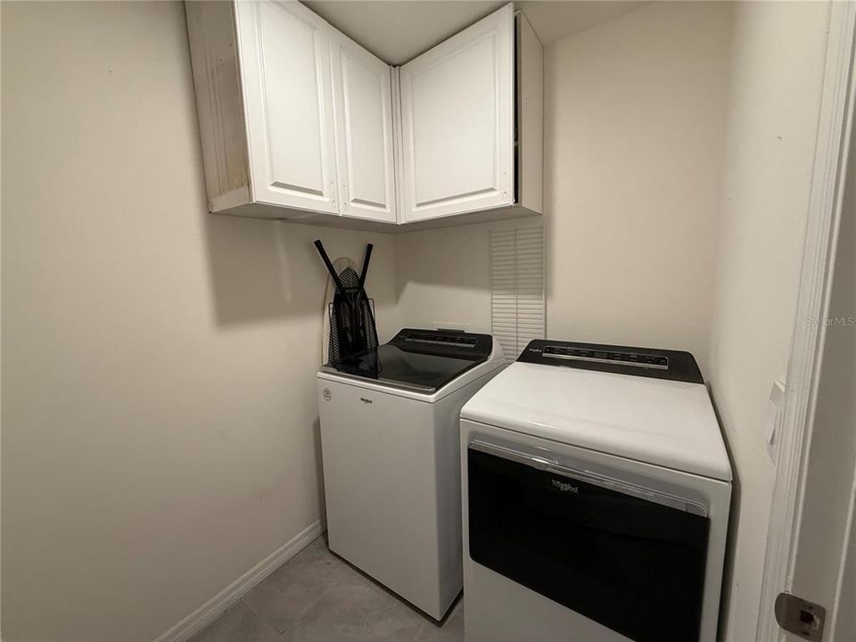 Active With Contract: $300,000 (5 beds, 3 baths, 2605 Square Feet)