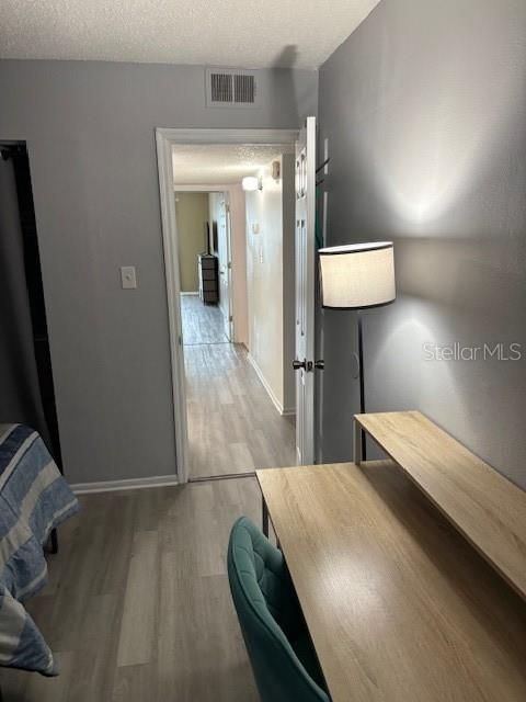 For Sale: $109,995 (3 beds, 2 baths, 1280 Square Feet)