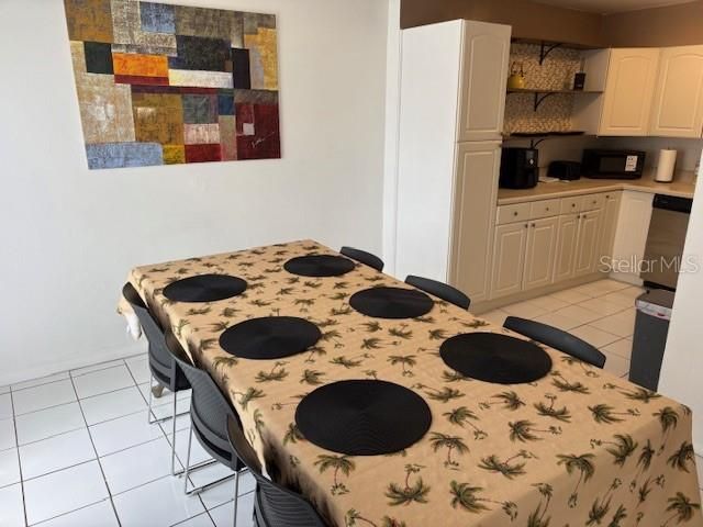 For Sale: $109,995 (3 beds, 2 baths, 1280 Square Feet)