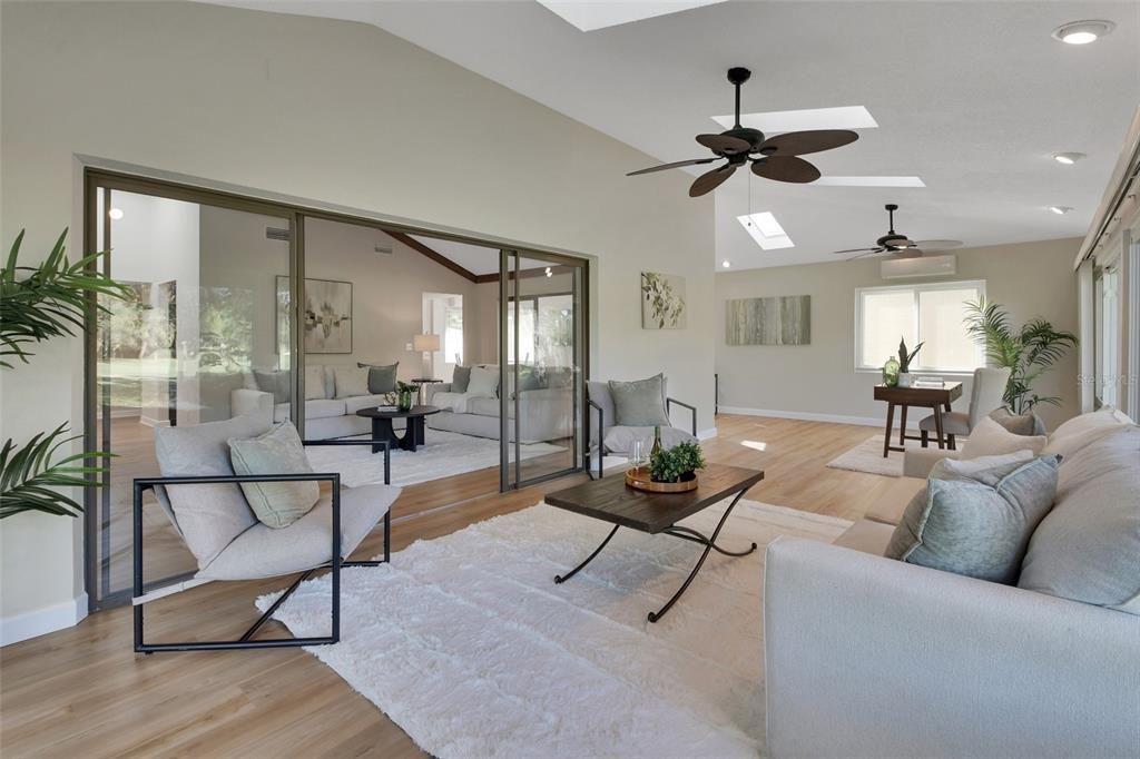 Active With Contract: $399,900 (2 beds, 2 baths, 1810 Square Feet)