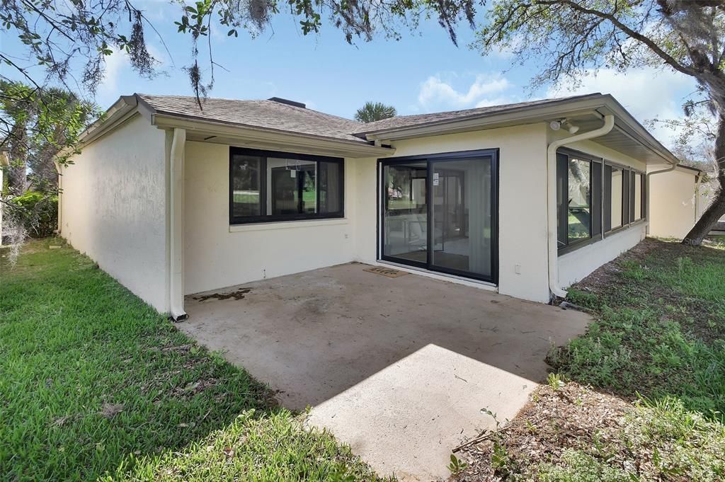 Active With Contract: $399,900 (2 beds, 2 baths, 1810 Square Feet)