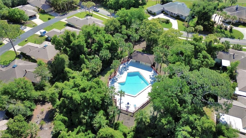 Active With Contract: $399,900 (2 beds, 2 baths, 1810 Square Feet)