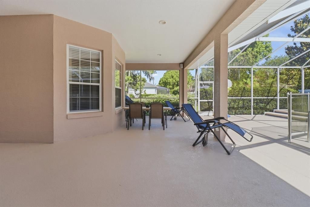 For Sale: $749,000 (4 beds, 3 baths, 3606 Square Feet)