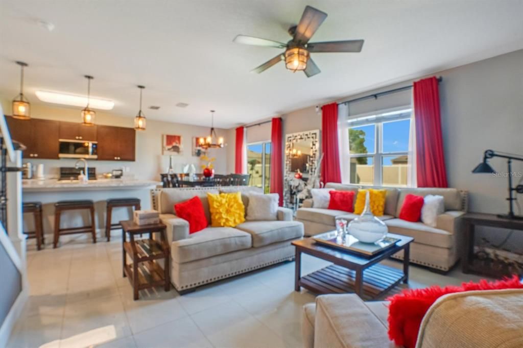 For Sale: $385,000 (5 beds, 3 baths, 2661 Square Feet)