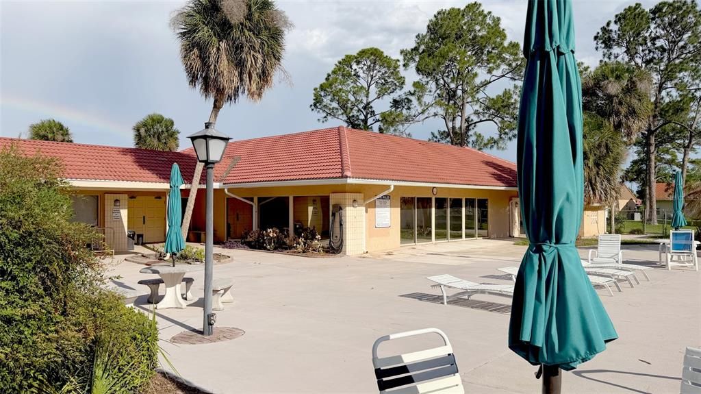 For Rent: $2,150 (3 beds, 2 baths, 1589 Square Feet)
