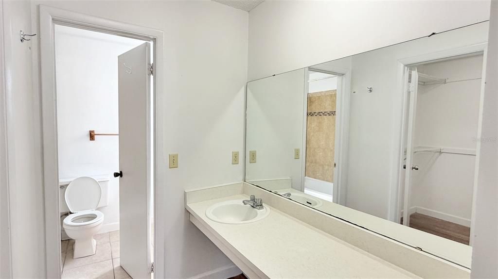 For Rent: $2,150 (3 beds, 2 baths, 1589 Square Feet)