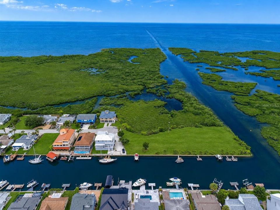 For Sale: $320,000 (0.14 acres)
