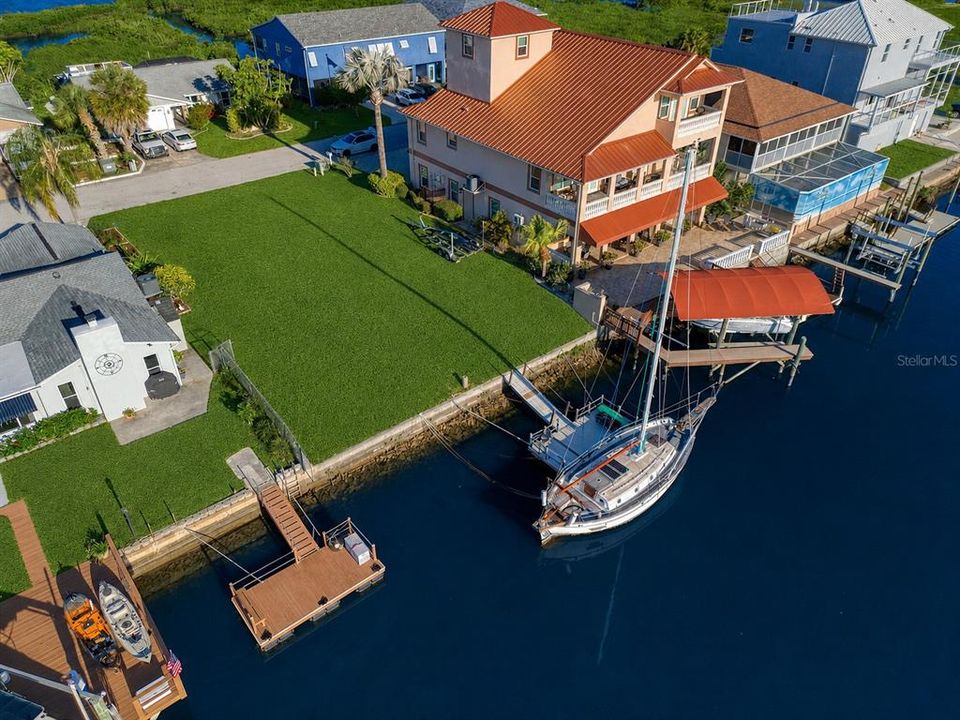 For Sale: $320,000 (0.14 acres)