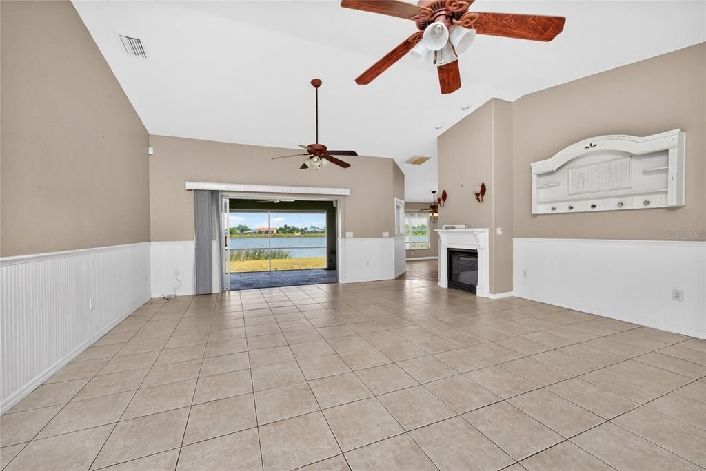 Active With Contract: $425,000 (3 beds, 2 baths, 2338 Square Feet)