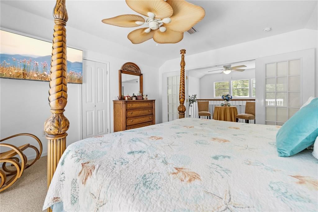 En Venta: $729,000 (4 camas, 4 baños, 3325 Pies cuadrados)