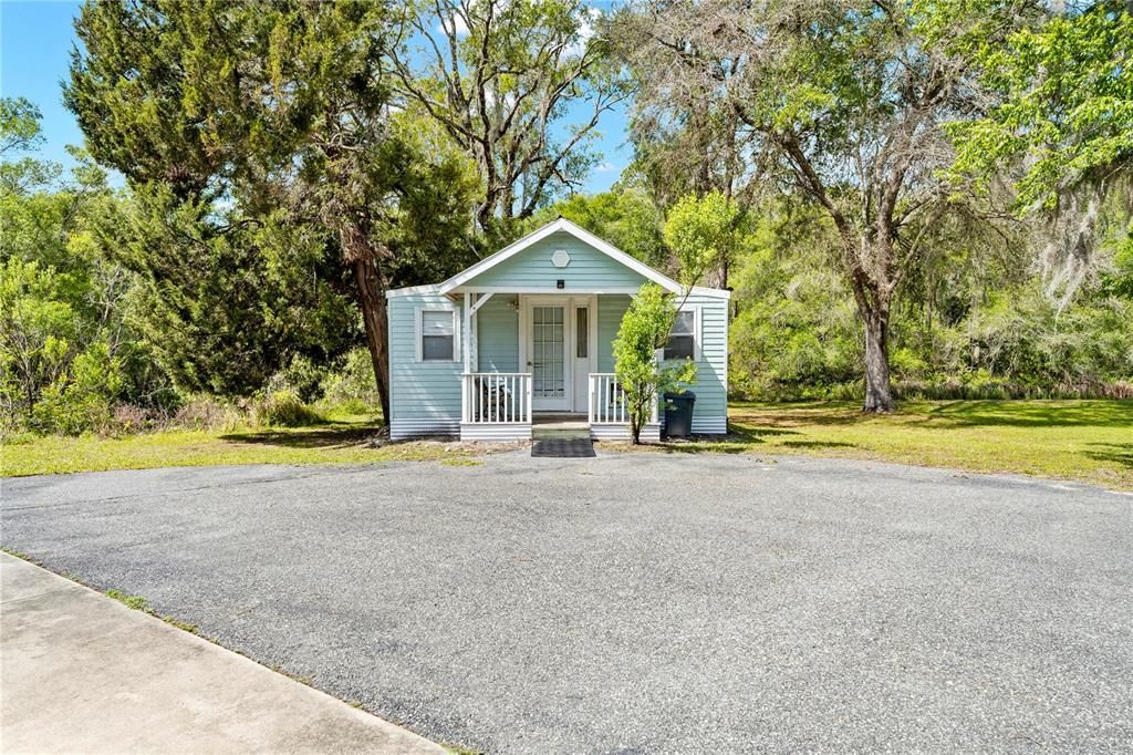 En Venta: $729,000 (4 camas, 4 baños, 3325 Pies cuadrados)