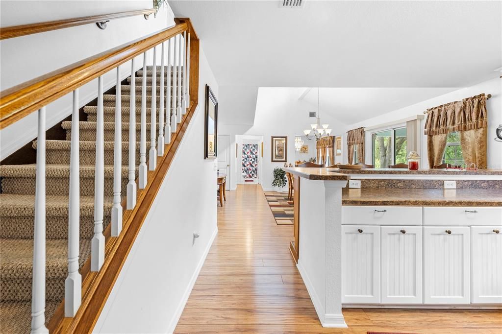 En Venta: $729,000 (4 camas, 4 baños, 3325 Pies cuadrados)
