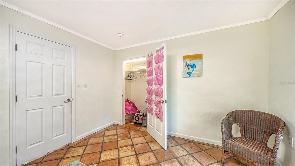 For Rent: $6,900 (4 beds, 4 baths, 2200 Square Feet)
