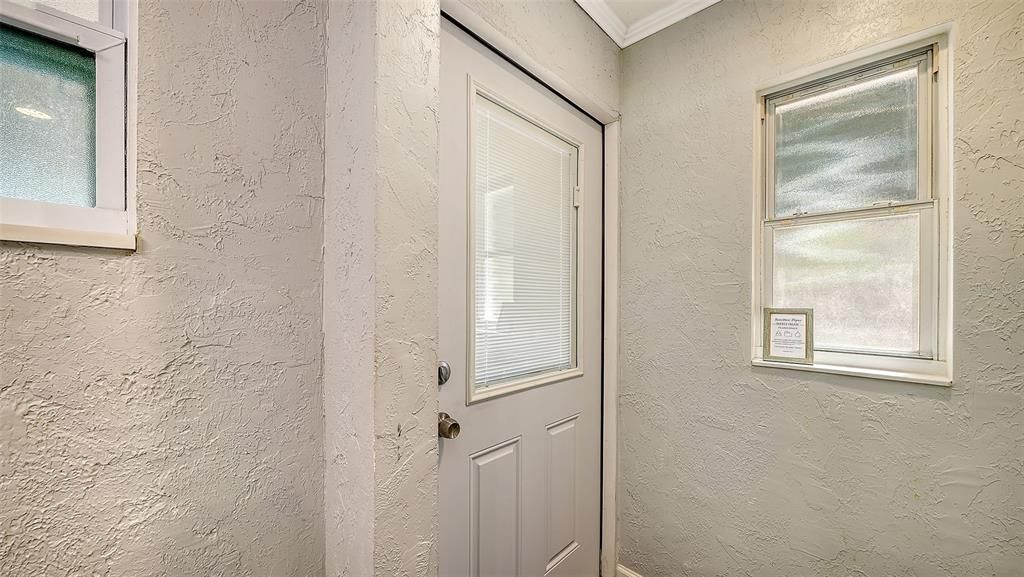 For Rent: $6,900 (4 beds, 4 baths, 2200 Square Feet)