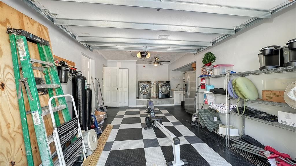 For Rent: $6,900 (4 beds, 4 baths, 2200 Square Feet)