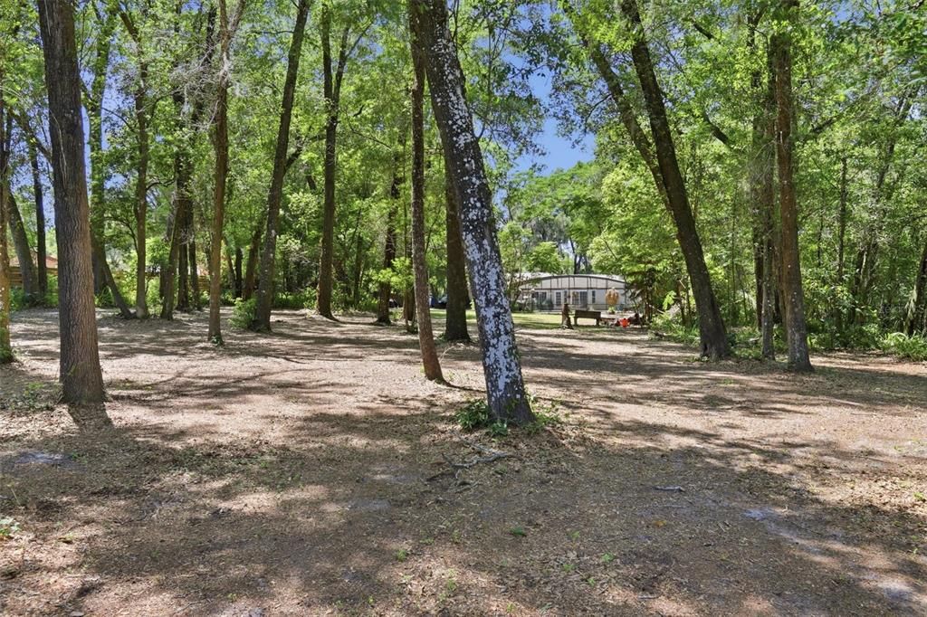 Activo con contrato: $425,000 (4 camas, 2 baños, 1840 Pies cuadrados)