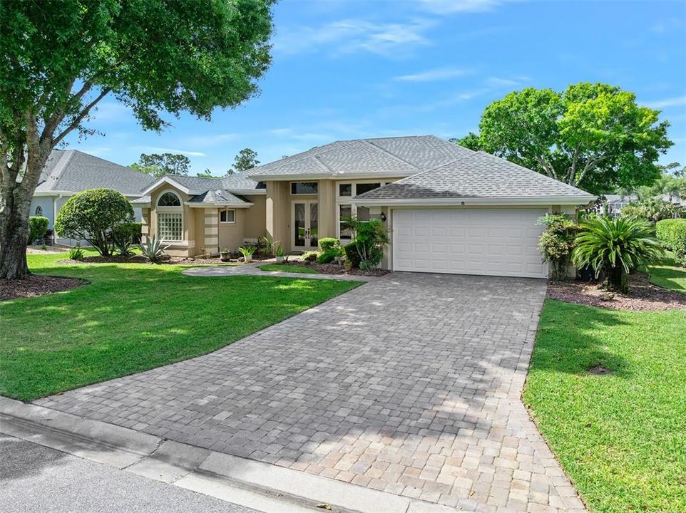 Active With Contract: $530,000 (3 beds, 2 baths, 2113 Square Feet)
