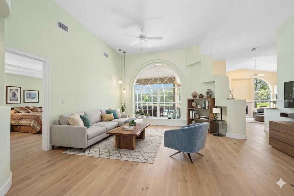 Active With Contract: $530,000 (3 beds, 2 baths, 2113 Square Feet)