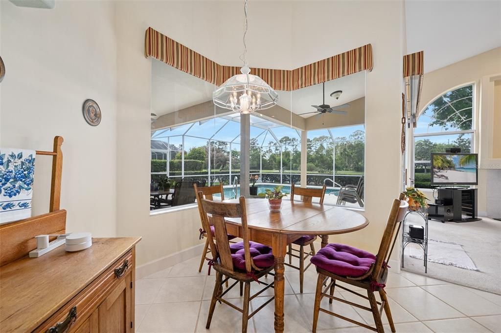 Active With Contract: $530,000 (3 beds, 2 baths, 2113 Square Feet)