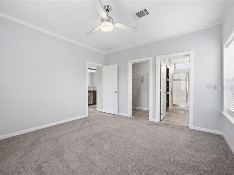 For Sale: $279,900 (3 beds, 2 baths, 1280 Square Feet)