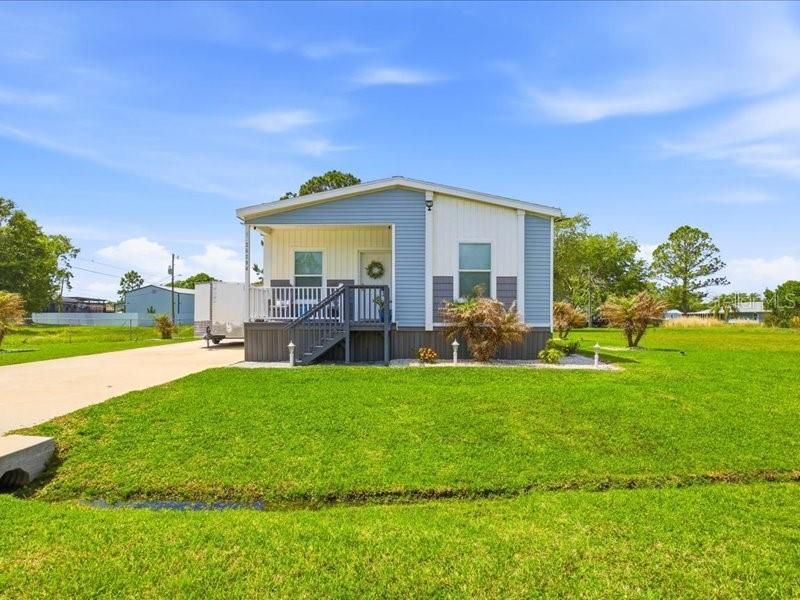 For Sale: $279,900 (3 beds, 2 baths, 1280 Square Feet)