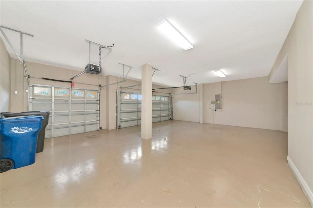 В аренду: $3,650 (5 спален, 3 ванн, 2948 Квадратных фут)